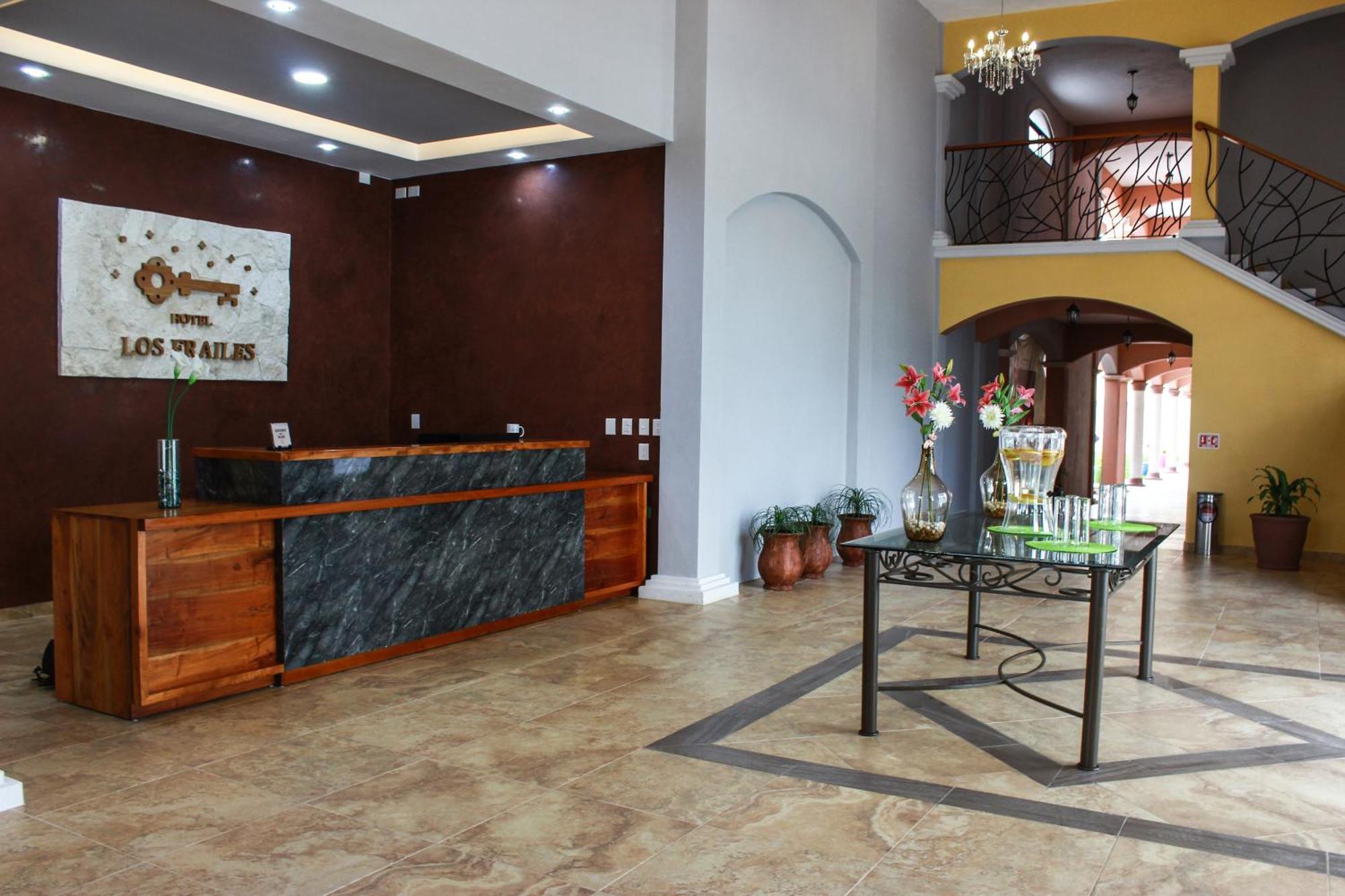 Hotel Los Frailes, Valladolid, Yucatan วัลลาโดลิด ภายนอก รูปภาพ
