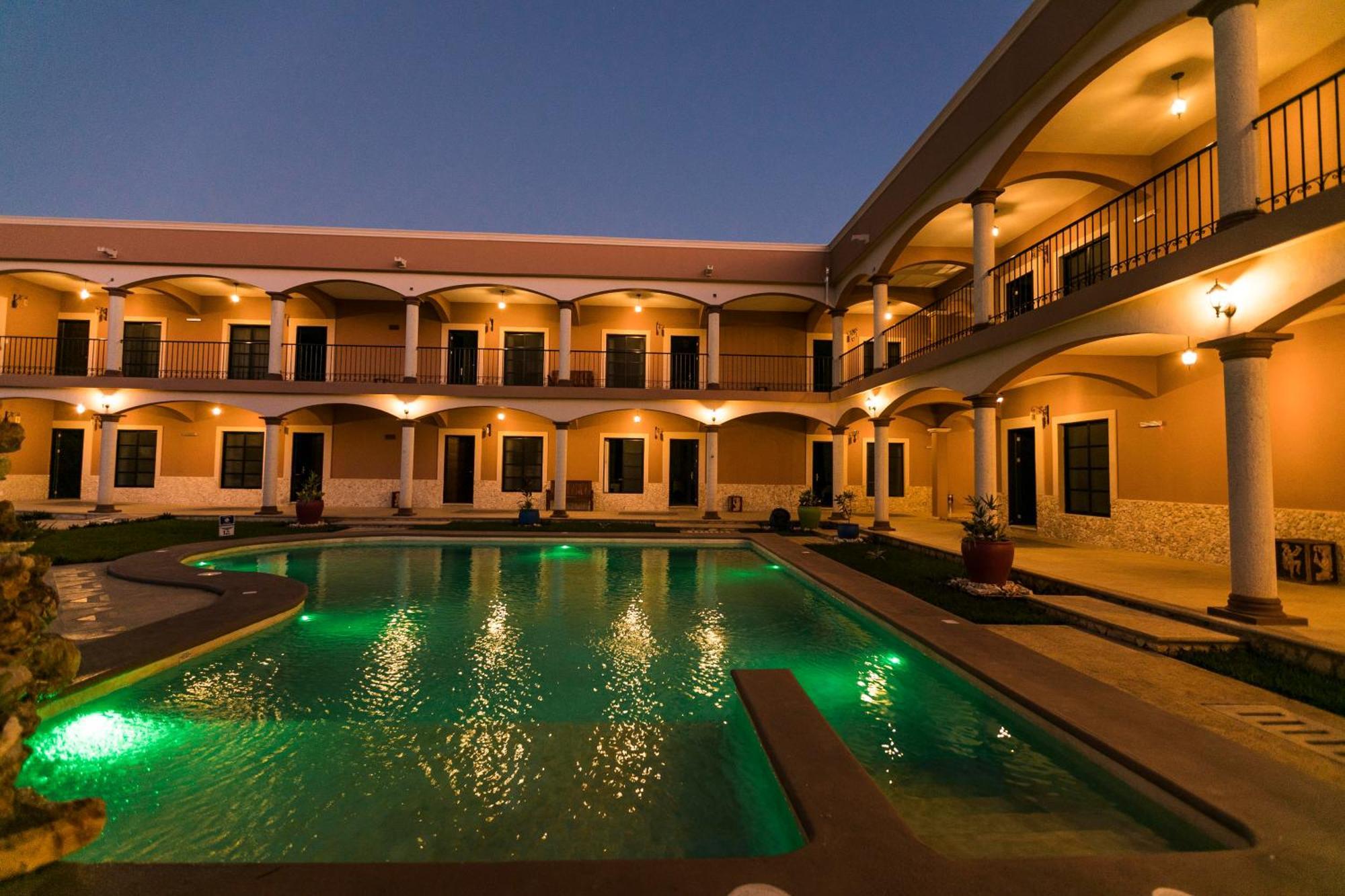 Hotel Los Frailes, Valladolid, Yucatan วัลลาโดลิด ภายนอก รูปภาพ