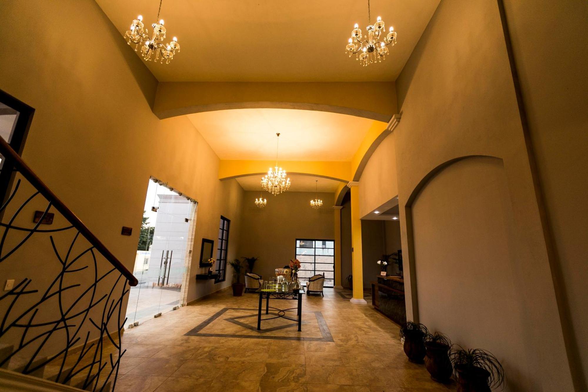 Hotel Los Frailes, Valladolid, Yucatan วัลลาโดลิด ภายนอก รูปภาพ