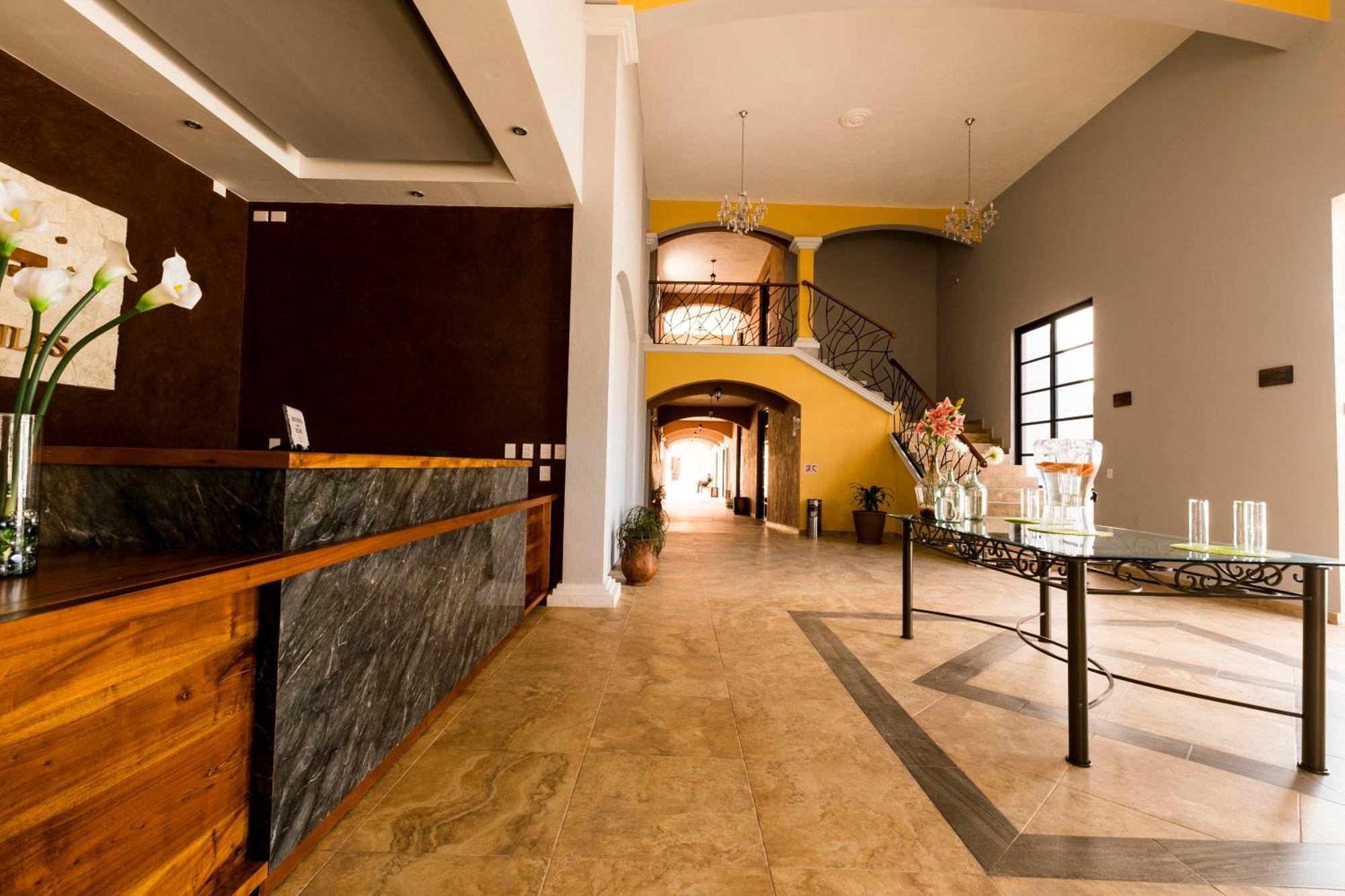 Hotel Los Frailes, Valladolid, Yucatan วัลลาโดลิด ภายนอก รูปภาพ
