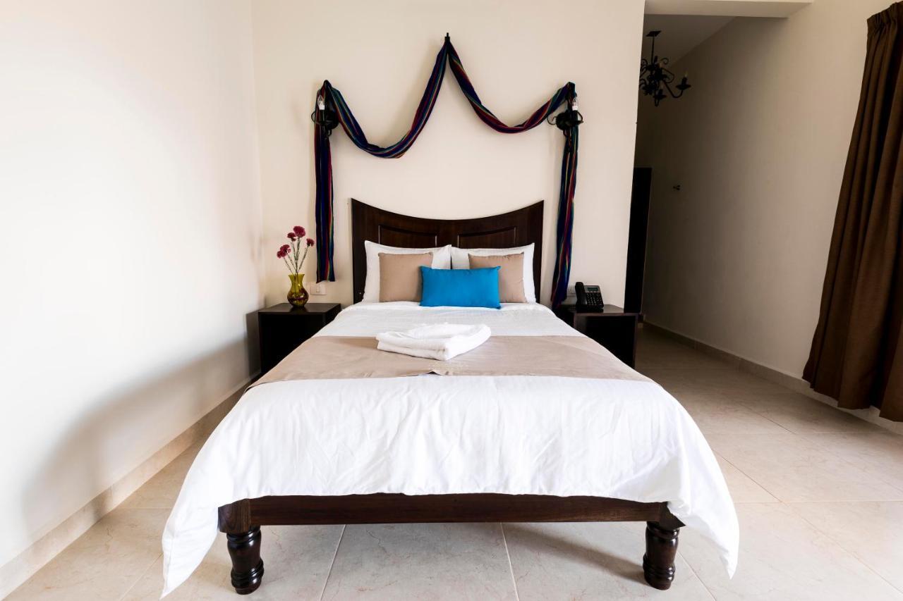 Hotel Los Frailes, Valladolid, Yucatan วัลลาโดลิด ภายนอก รูปภาพ