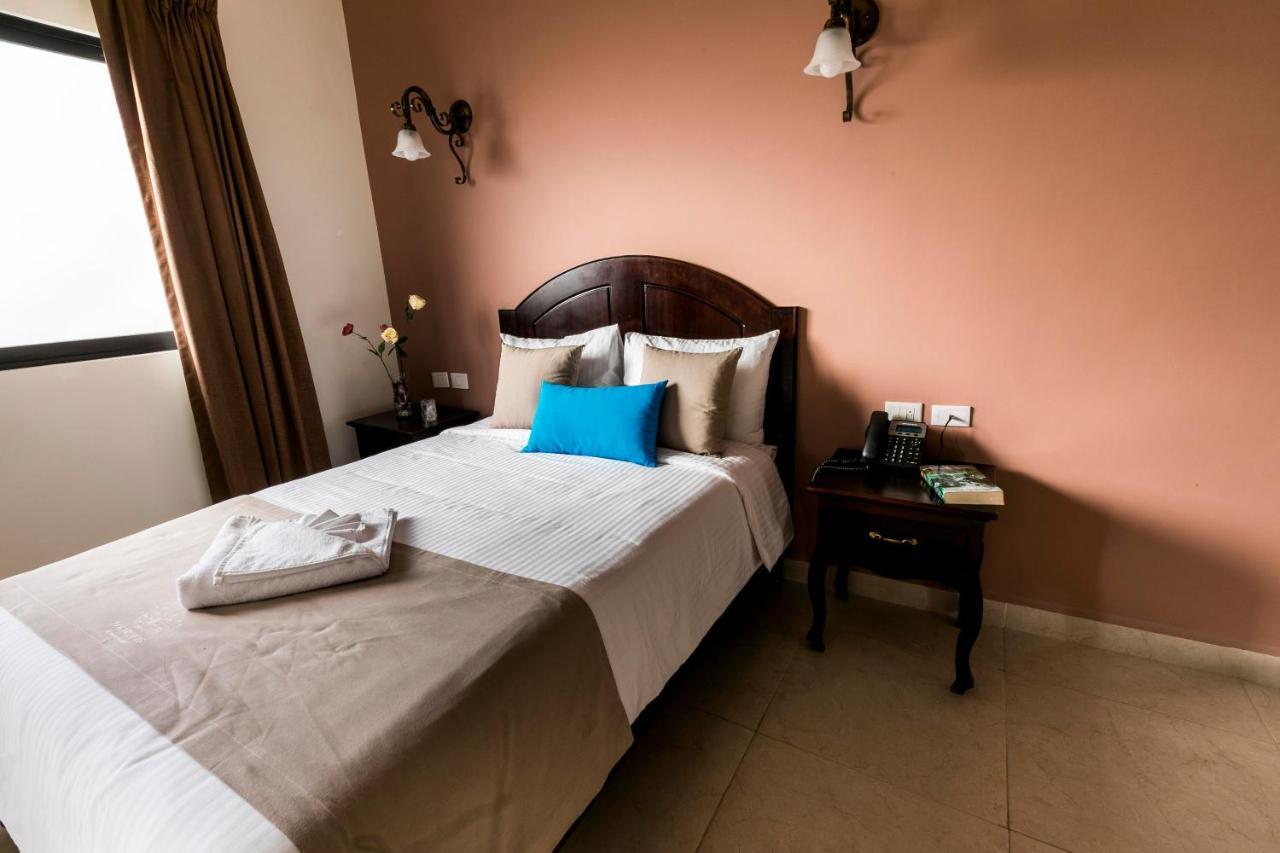 Hotel Los Frailes, Valladolid, Yucatan วัลลาโดลิด ภายนอก รูปภาพ