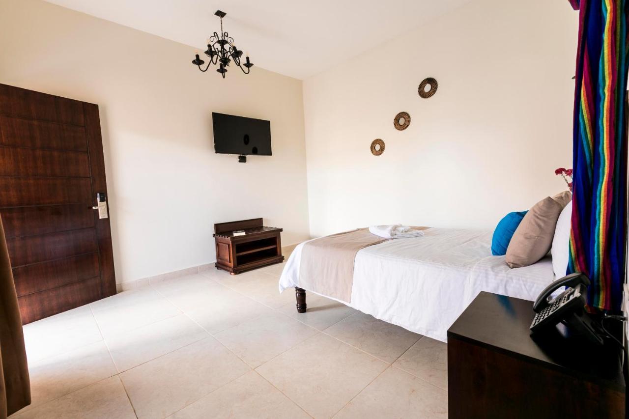 Hotel Los Frailes, Valladolid, Yucatan วัลลาโดลิด ภายนอก รูปภาพ