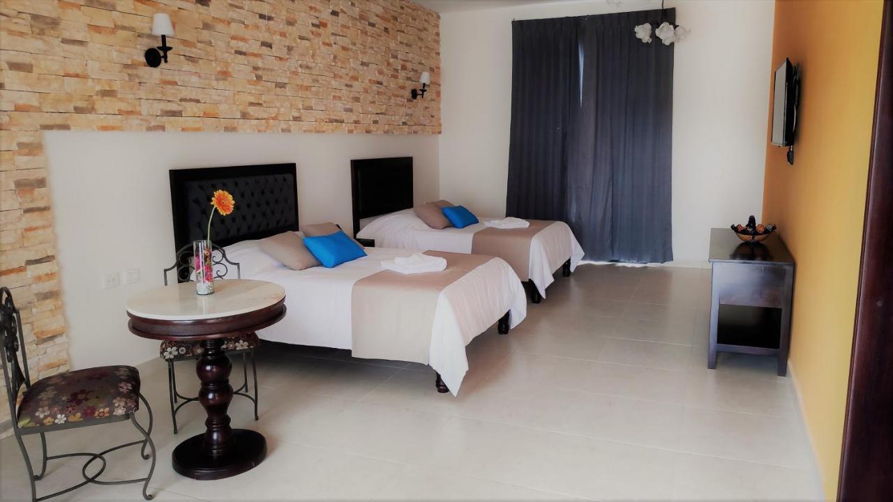 Hotel Los Frailes, Valladolid, Yucatan วัลลาโดลิด ภายนอก รูปภาพ