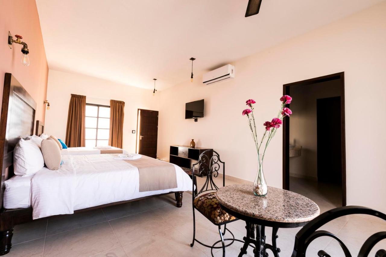 Hotel Los Frailes, Valladolid, Yucatan วัลลาโดลิด ภายนอก รูปภาพ