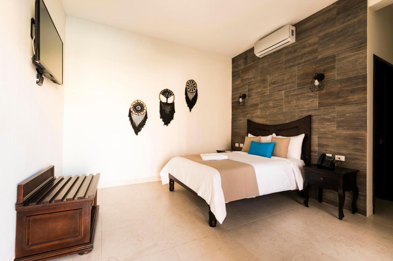 Hotel Los Frailes, Valladolid, Yucatan วัลลาโดลิด ภายนอก รูปภาพ