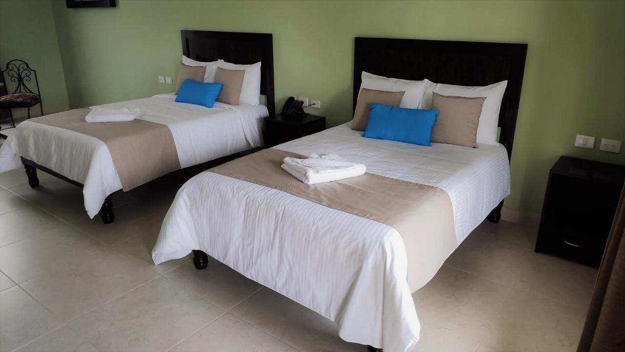 Hotel Los Frailes, Valladolid, Yucatan วัลลาโดลิด ภายนอก รูปภาพ