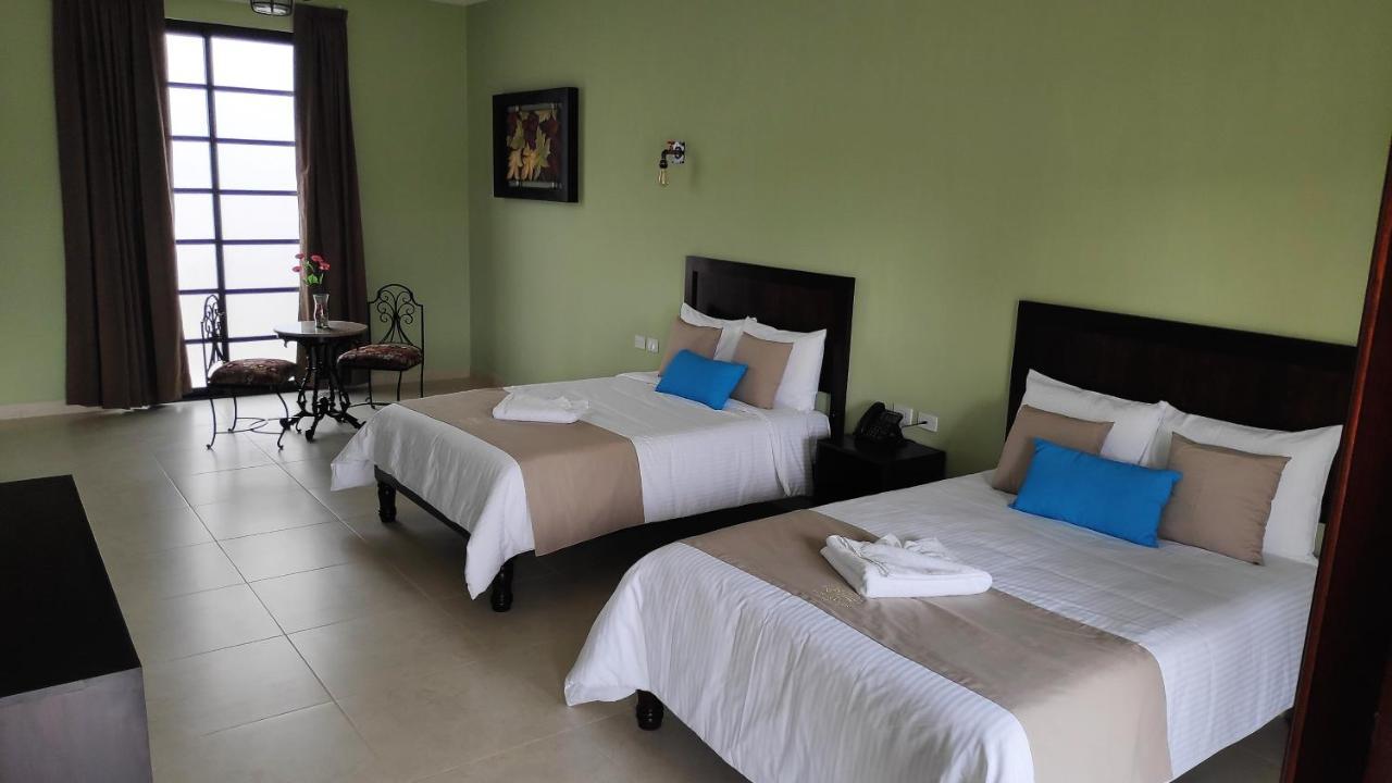 Hotel Los Frailes, Valladolid, Yucatan วัลลาโดลิด ภายนอก รูปภาพ